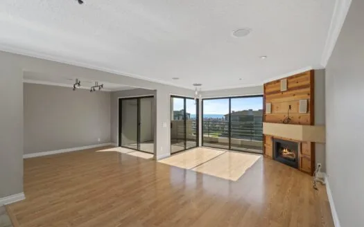 220 Nice Lane 208, Newport Beach, CA 92663
